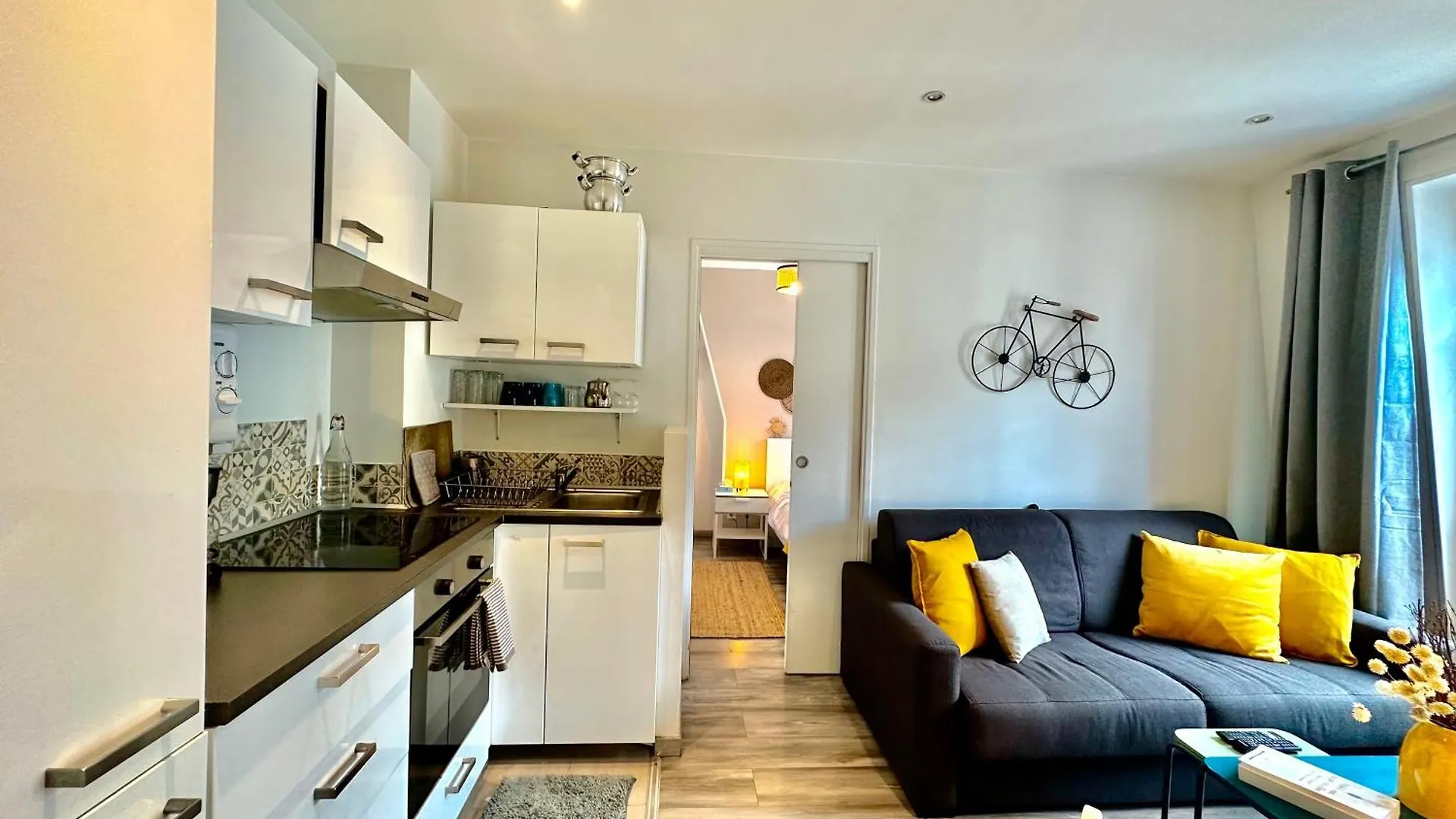 Apartament Bright And Stylish For 4 Next Eiffel Tower Paryż